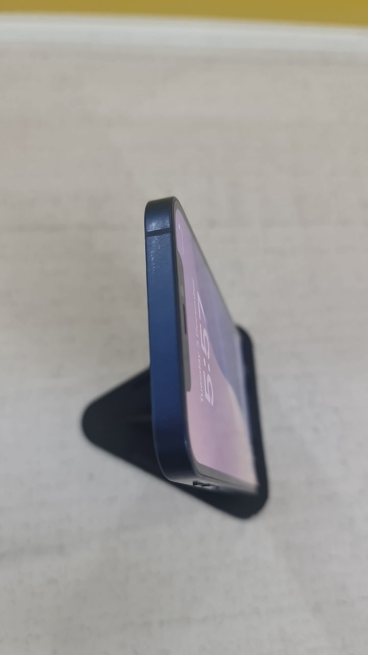 Apple iPhone 12 (4 GB/64 GB) top photo